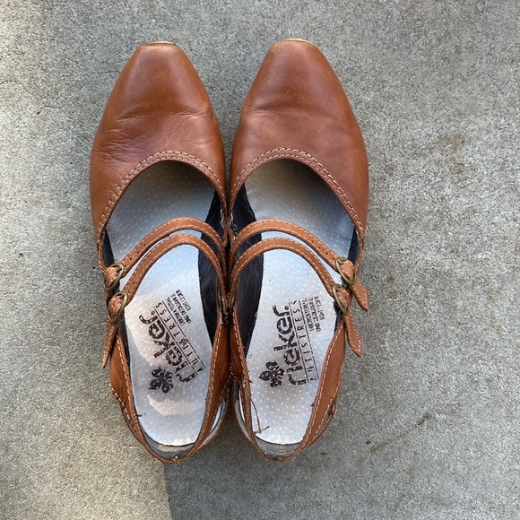 Dress shoes - Picture 1 of 4